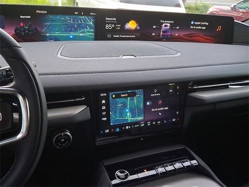 New 2025 Lincoln Navigator L Reserve w/ Jet Appearance Package image 8