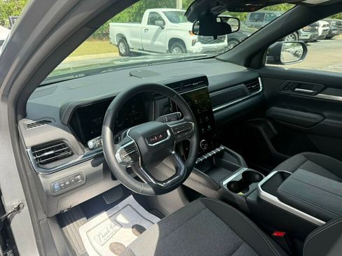 Used 2026 GMC Terrain Elevation FWD image 3