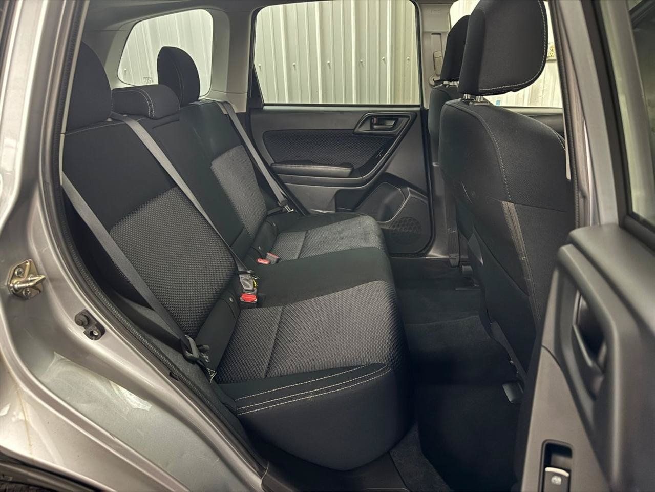 Used 2018 Subaru Forester 2.5i Premium w/ All-Weather Package AWD/4WD image 10