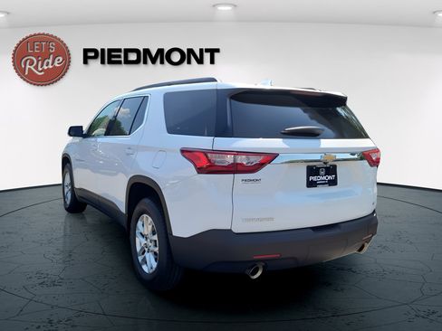 Used 2021 Chevrolet Traverse LT FWD image 8