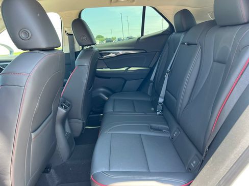 Used 2023 Buick Envision Essence w/ Sport Touring Package AWD/4WD image 5