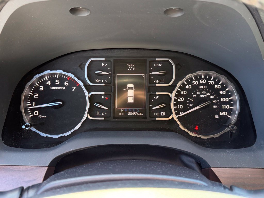 Used 2018 Toyota Tundra Limited AWD/4WD image 24