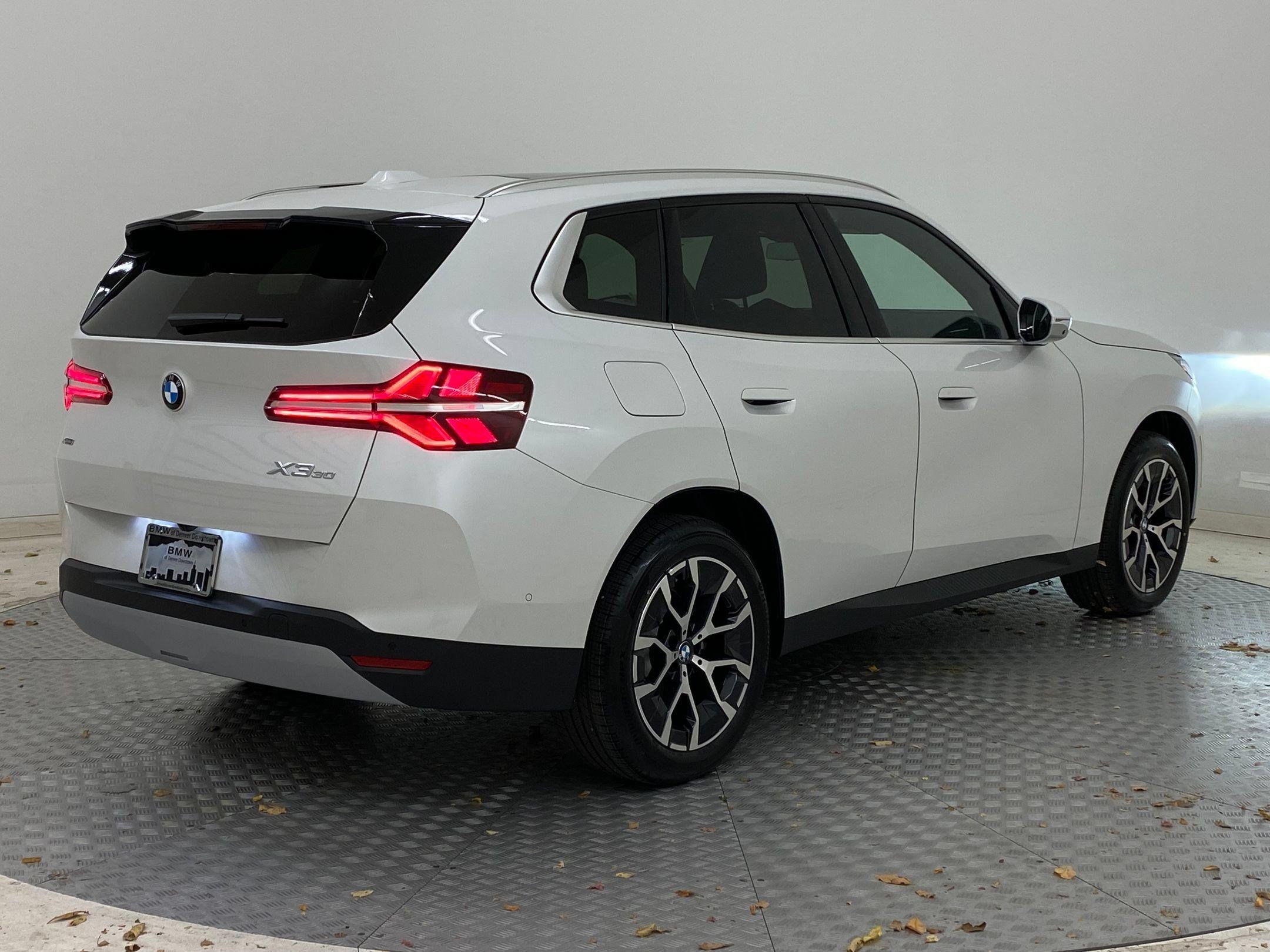 Used 2026 BMW X3 xDrive30i w/ Premium Package AWD/4WD image 8