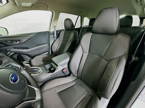 Used 2023 Subaru Outback Premium image 13
