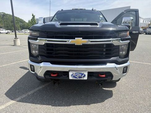 Used 2024 Chevrolet Silverado 2500 LT w/ Convenience Package AWD/4WD image 32