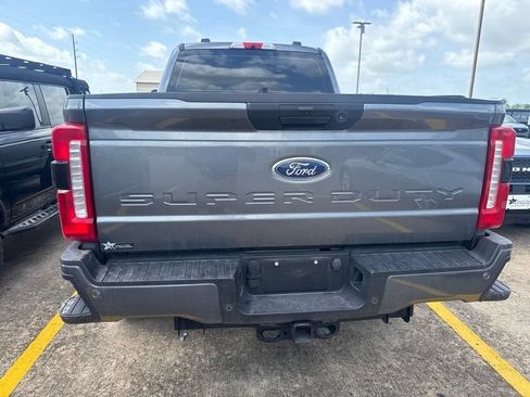 Used 2025 Ford F250 XL w/ STX Appearance Package AWD/4WD image 4