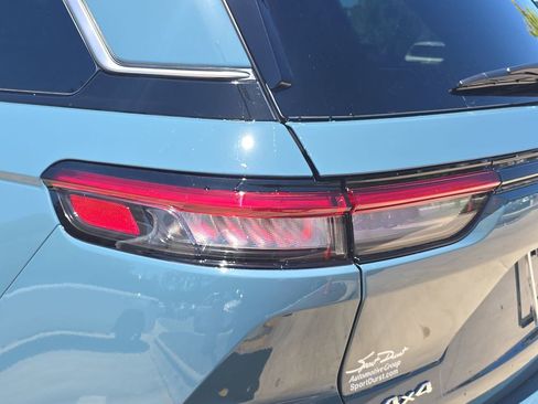 New 2026 Jeep Grand Cherokee Limited AWD/4WD image 34