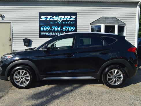 Used 2017 Hyundai Tucson Eco w/ Cargo Package AWD/4WD image 2