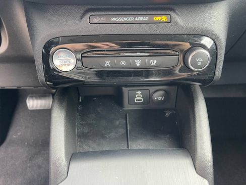 Used 2024 Ford Escape Active w/ Tech Pack #1 AWD/4WD image 13