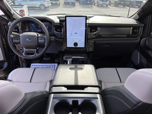 Used 2024 Ford F150 Lightning Platinum image 23