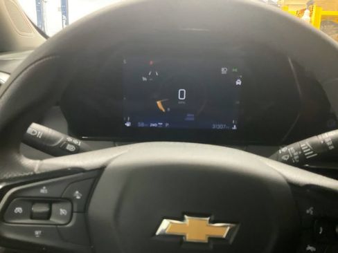Used 2025 Chevrolet TrailBlazer LT AWD/4WD image 22