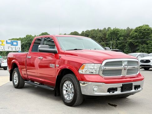 Used 2018 RAM 1500 SLT AWD/4WD image 7