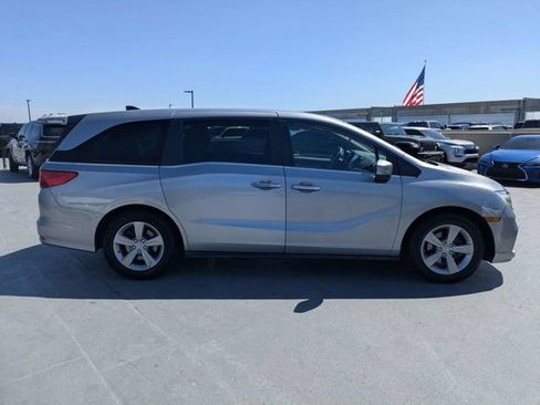 Used 2019 Honda Odyssey EX-L image 2
