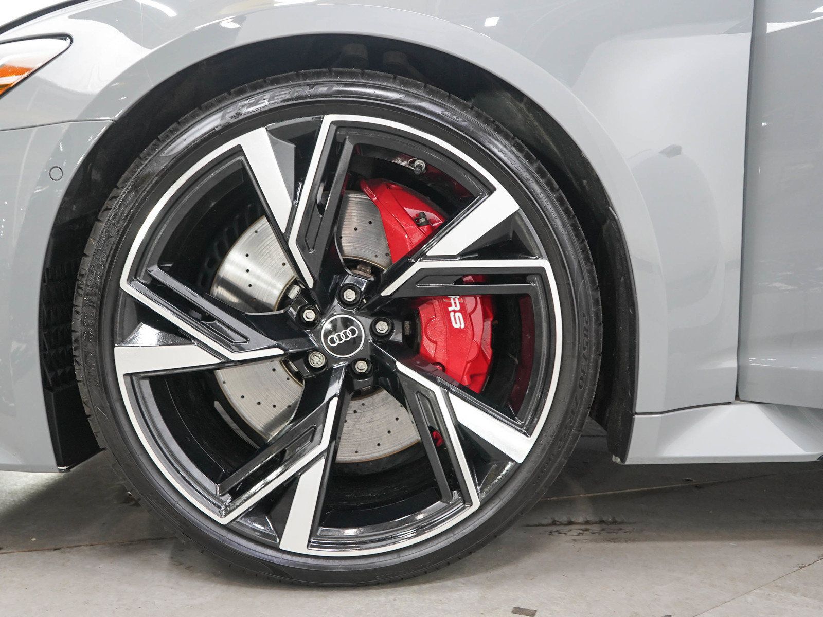 Used 2021 Audi RS 6 AWD/4WD image 31
