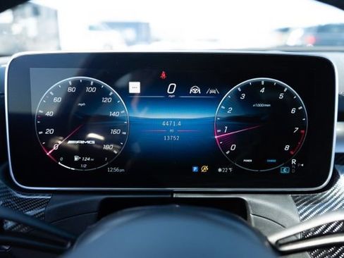 Used 2025 Mercedes-Benz C 43 AMG 4MATIC Sedan image 20