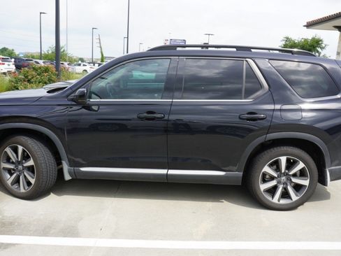 Used 2024 Honda Pilot Elite image 5
