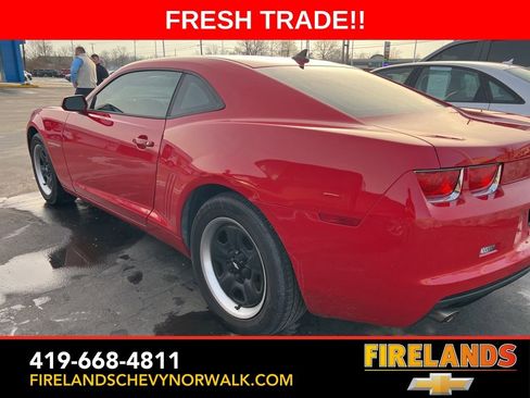 Used 2010 Chevrolet Camaro LS image 3