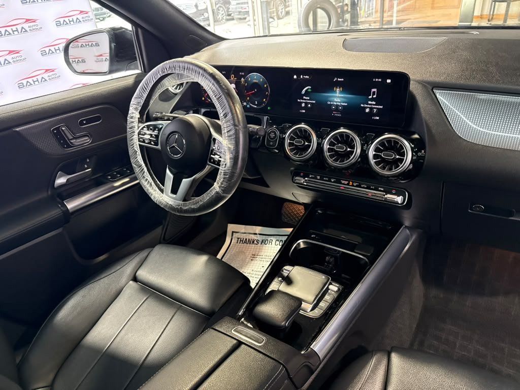 Used 2023 Mercedes-Benz GLA 250 4MATIC w/ Premium Package image 49