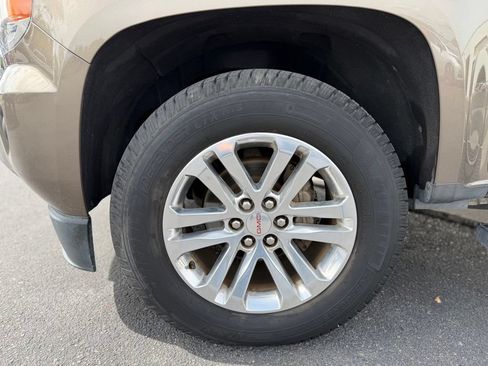 Used 2016 GMC Canyon SLT RWD image 9