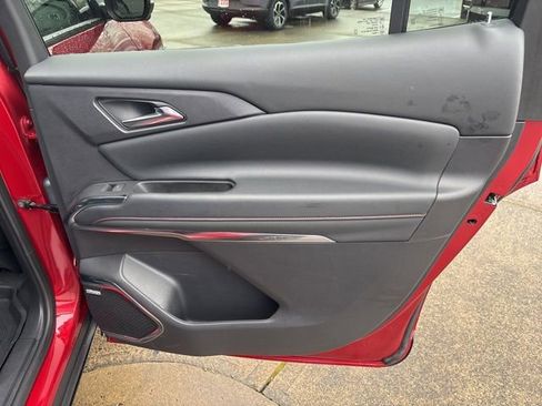 Used 2024 Chevrolet Traverse Z71 w/ Enhanced Driving Package image 38