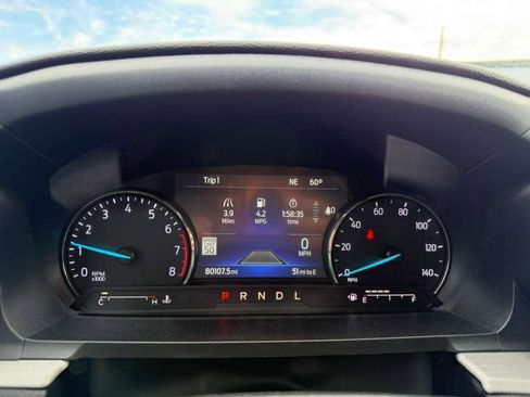 Used 2022 Ford Explorer XLT w/ Equipment Group 202A image 16