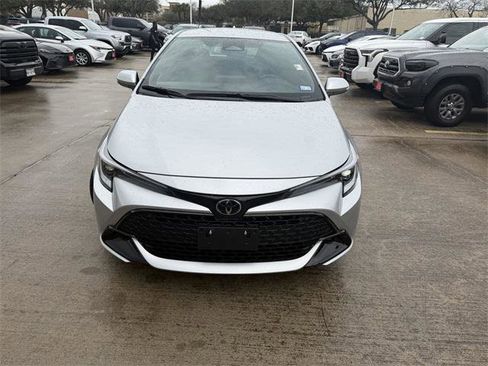 Certified 2025 Toyota Corolla SE image 2