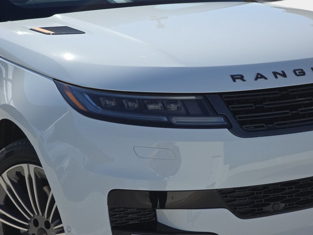 New 2027 Land Rover Range Rover Sport Dynamic SE AWD/4WD image 33