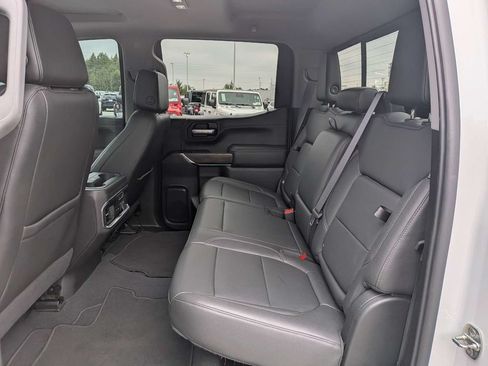 Used 2021 GMC Sierra 1500 SLT w/ SLT Premium Plus Package AWD/4WD image 13
