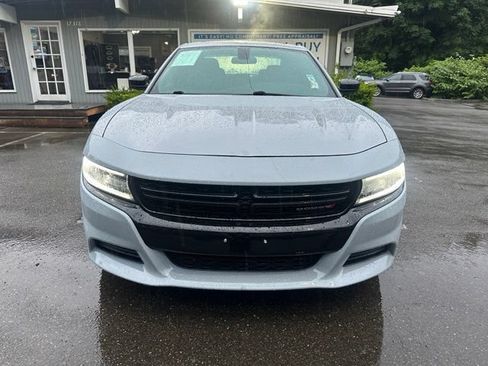 Used 2020 Dodge Charger SXT w/ Blacktop Package RWD image 2