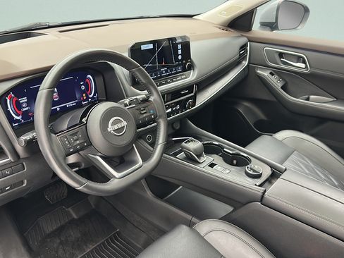 Used 2023 Nissan Rogue Platinum w/ Platinum Premium Package AWD/4WD image 11