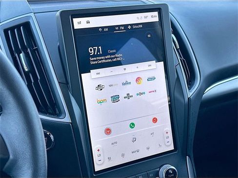 Used 2024 Ford Edge SEL w/ Sport Appearance Package image 14