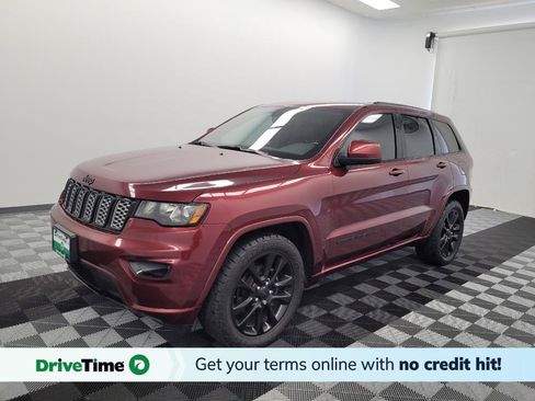 Used 2020 Jeep Grand Cherokee Altitude RWD image 1