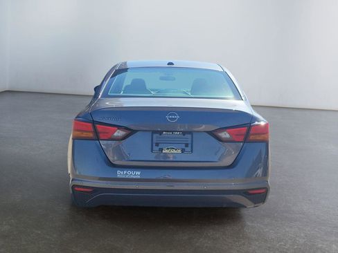 Used 2025 Nissan Altima 2.5 S image 4