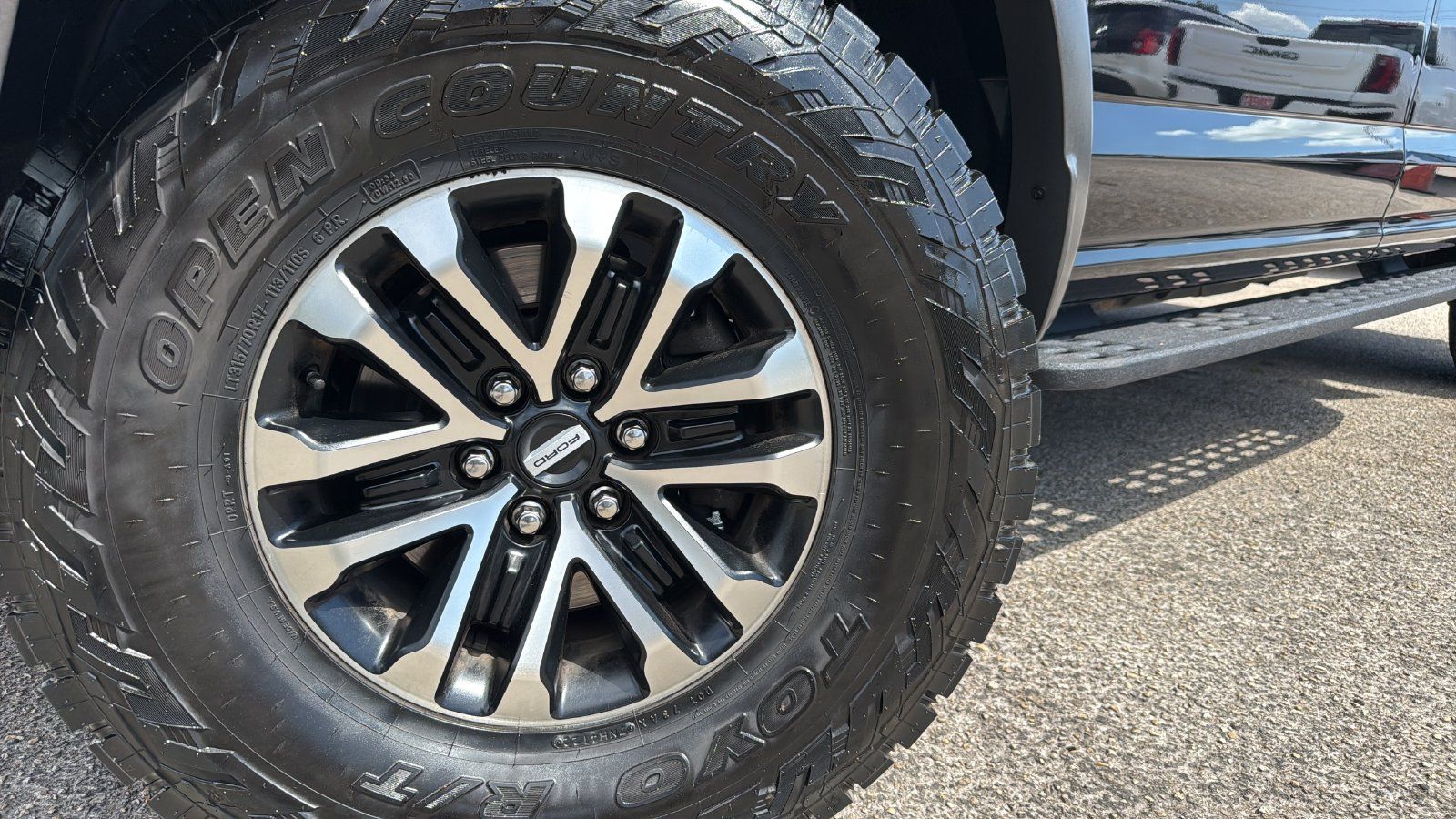 Used 2019 Ford F150 Raptor w/ Equipment Group 801A Mid AWD/4WD image 29