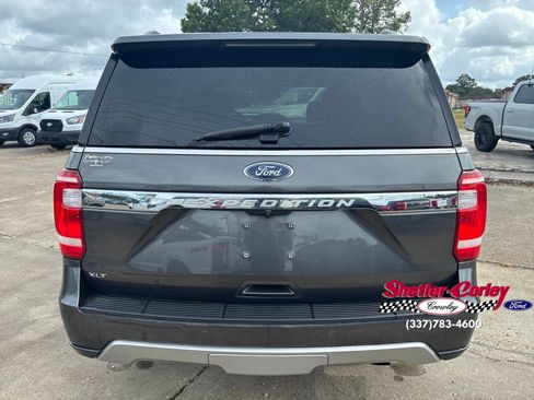 Used 2018 Ford Expedition XLT w/ Equipment Group 202A RWD image 9