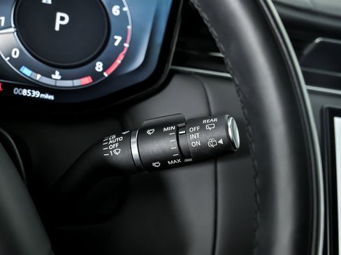 Used 2024 Land Rover Range Rover Long Wheelbase Autobiography image 30