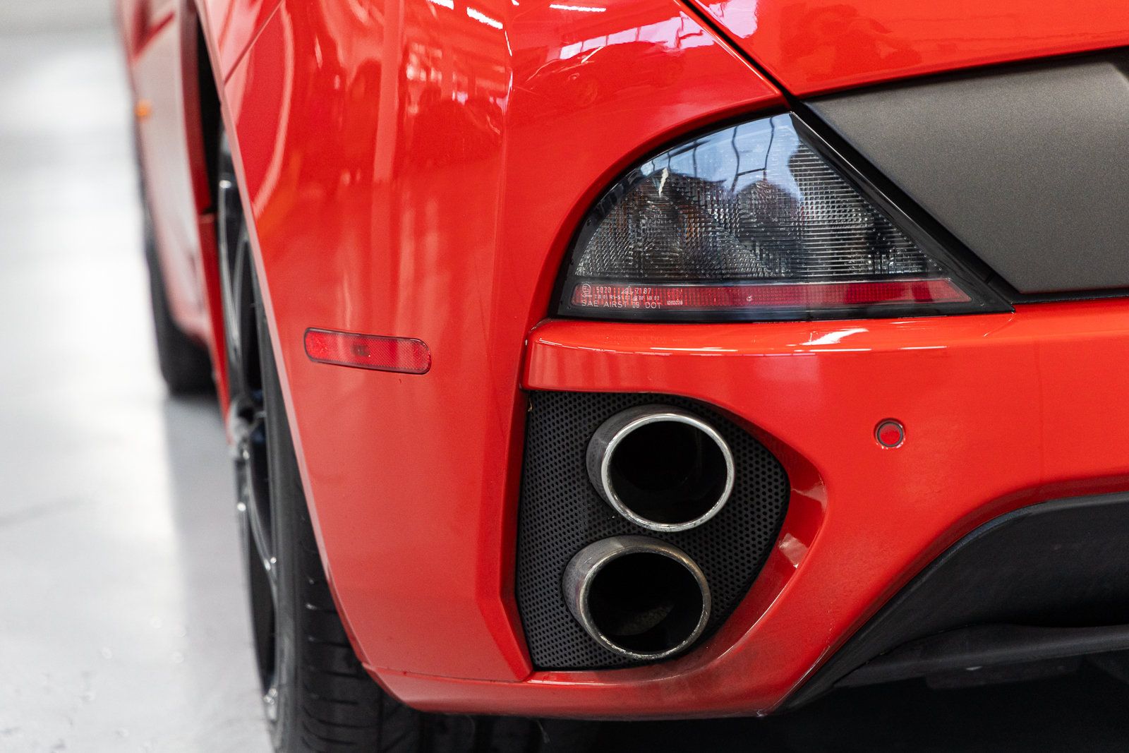 Used 2011 Ferrari California RWD image 24