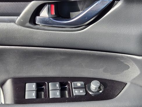 Used 2024 MAZDA CX-5 Carbon Edition image 23