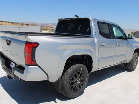 New 2026 Toyota Tacoma 4x4 Double Cab image 3