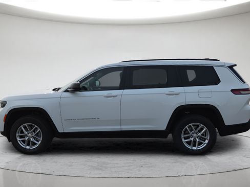 New 2026 Jeep Grand Cherokee L 4WD image 8