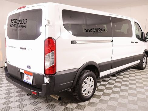 Used 2023 Ford Transit 350 XLT image 19
