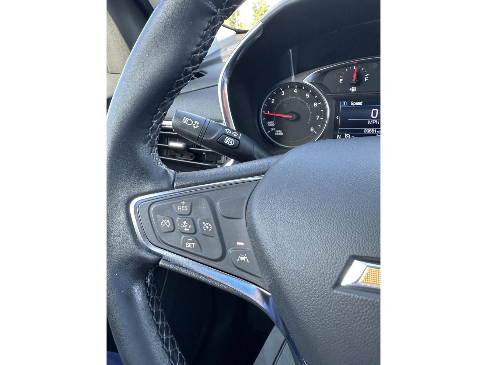 Used 2024 Chevrolet Equinox LT FWD image 43