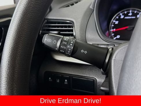 Used 2024 Mitsubishi Eclipse Cross LE AWD/4WD image 13