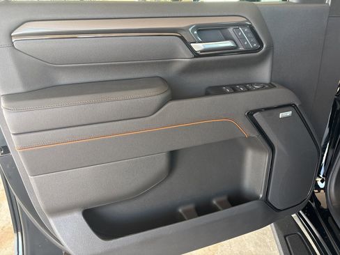 New 2026 GMC Sierra 2500 AT4 w/ AT4 Premium Plus Package image 6