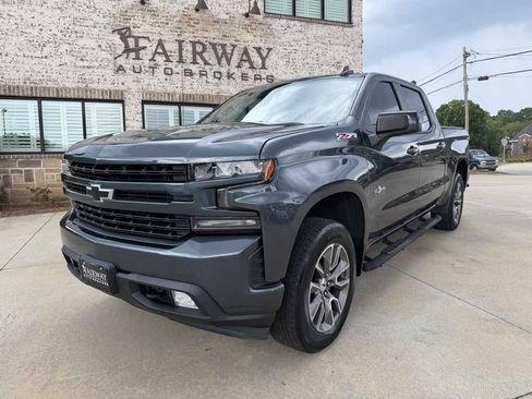 Used 2020 Chevrolet Silverado 1500 RST w/ Texas Edition AWD/4WD image 2