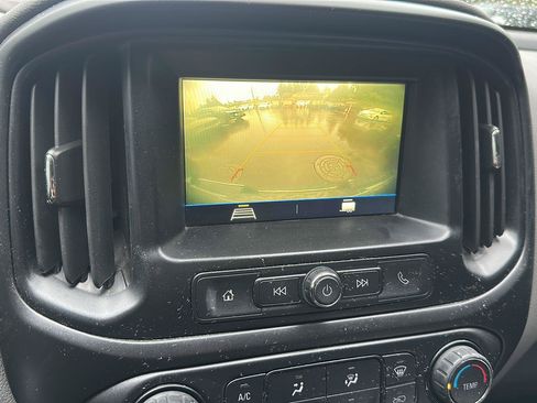 Used 2019 Chevrolet Colorado W/T w/ WT Convenience Package RWD image 16