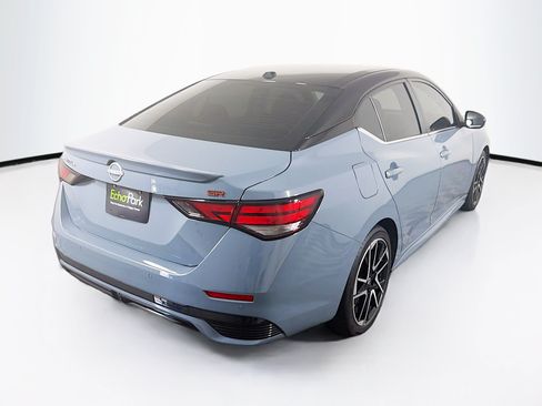 Used 2024 Nissan Sentra SR FWD image 9