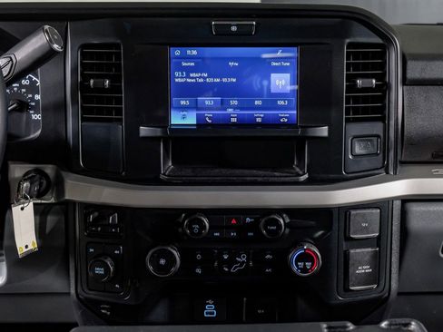 Used 2025 Ford F350 XLT image 24