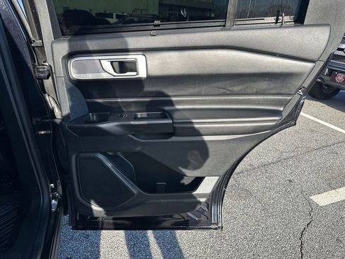 Used 2020 Ford Explorer ST image 16