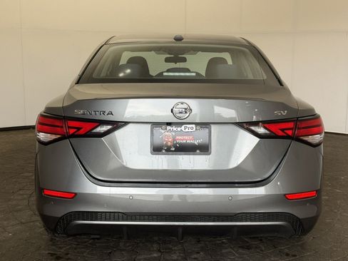 Used 2021 Nissan Sentra SV FWD image 6